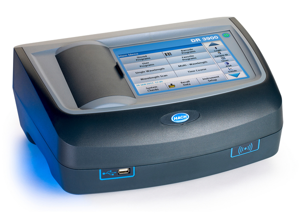 Spettrofotometro da laboratorio per le analisi delle acque DR3900